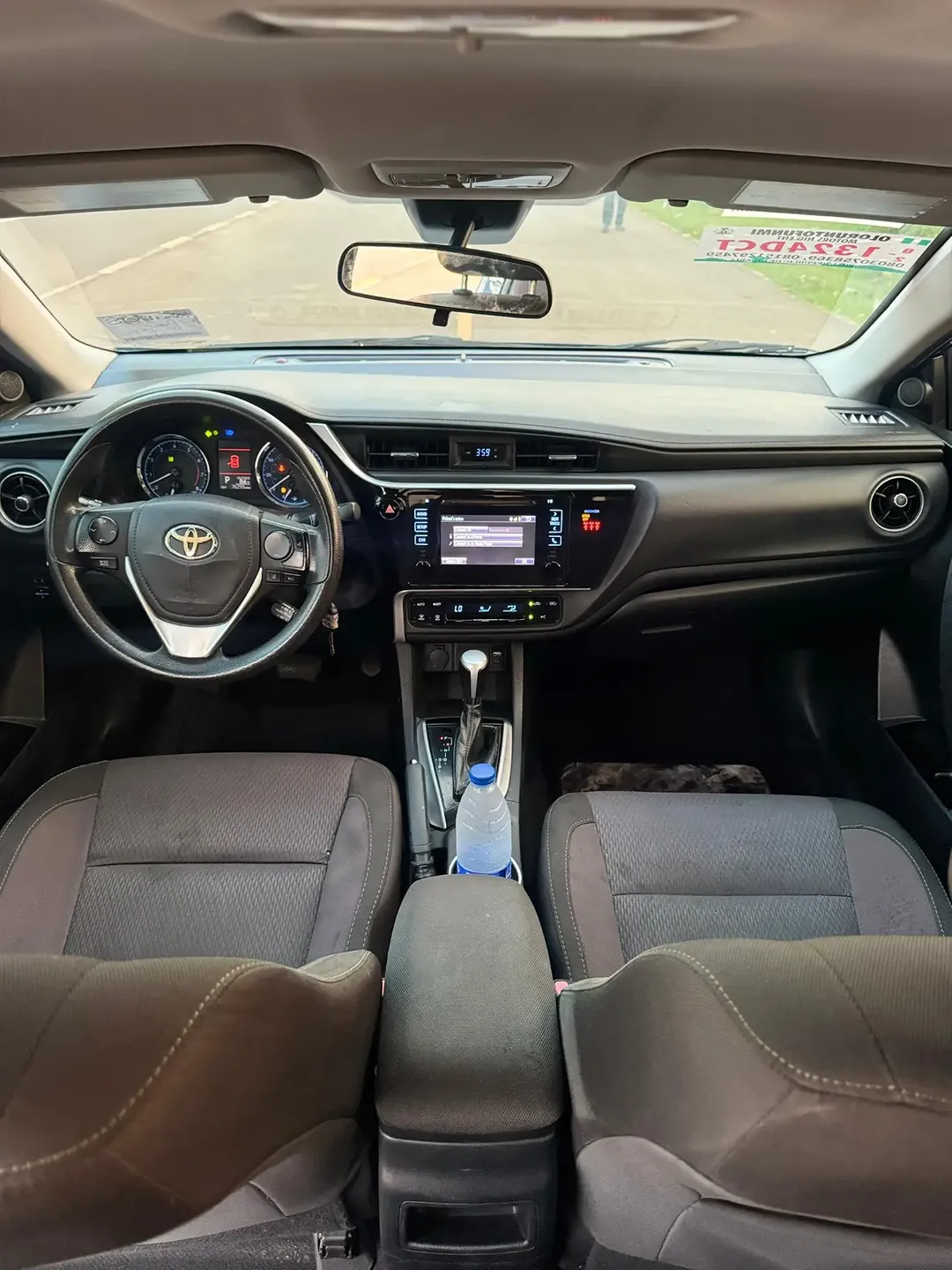 2018 Toyota Corolla LE – Original Duty, Premium Sedan Deal!