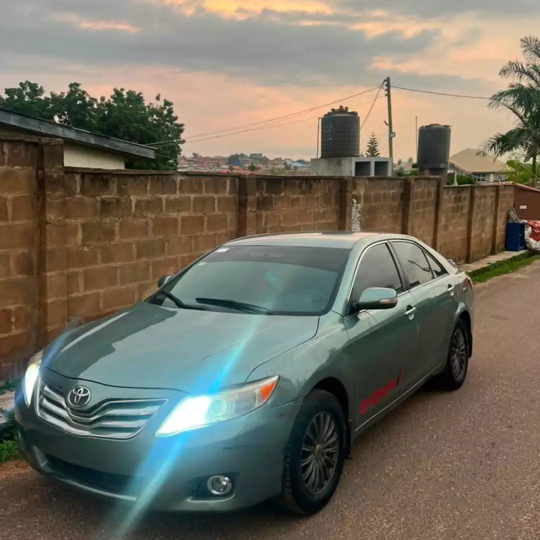 2010 Toyota Camry: Venza Engine, A/C Chills, 5.2M