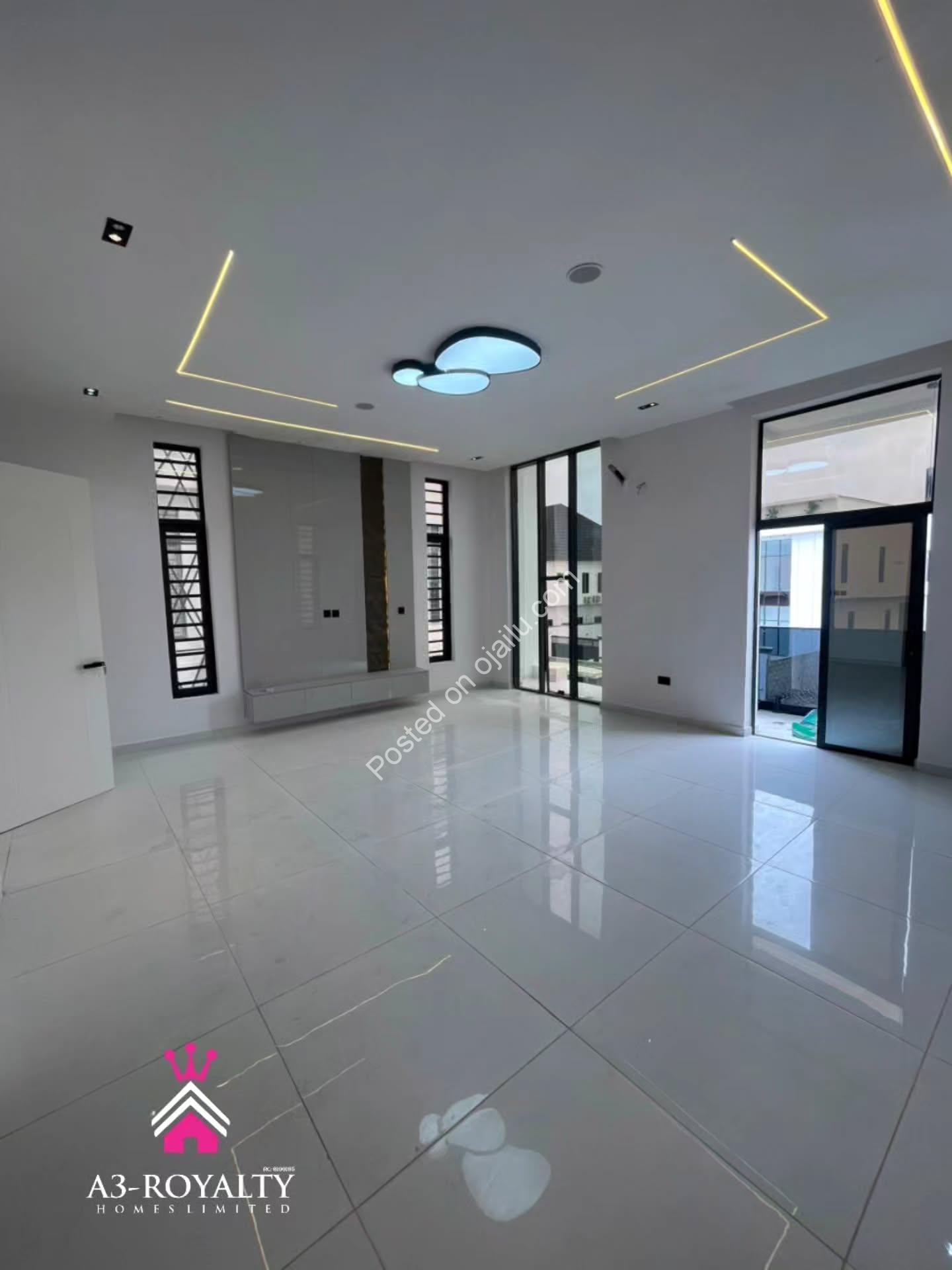 Move-In Ready: 5BR VGC Duplex with Pool & Jacuzzi