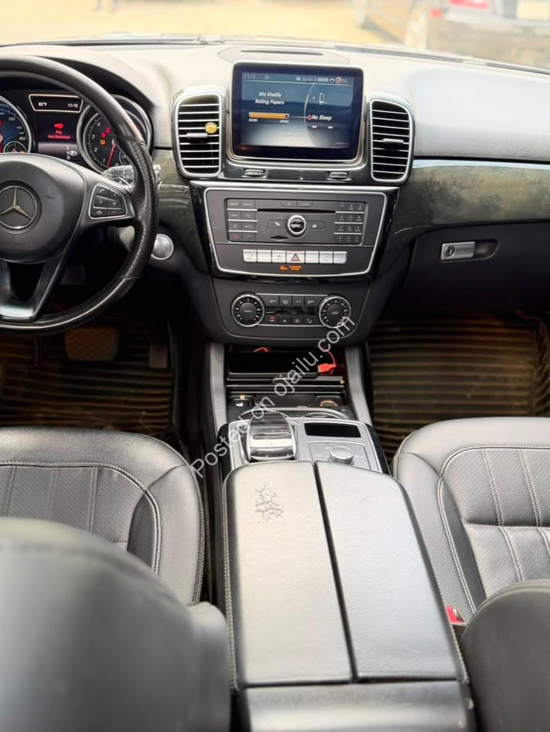 2016 Mercedes GLE350 – Panoramic Roof & 360 Camera, 27M