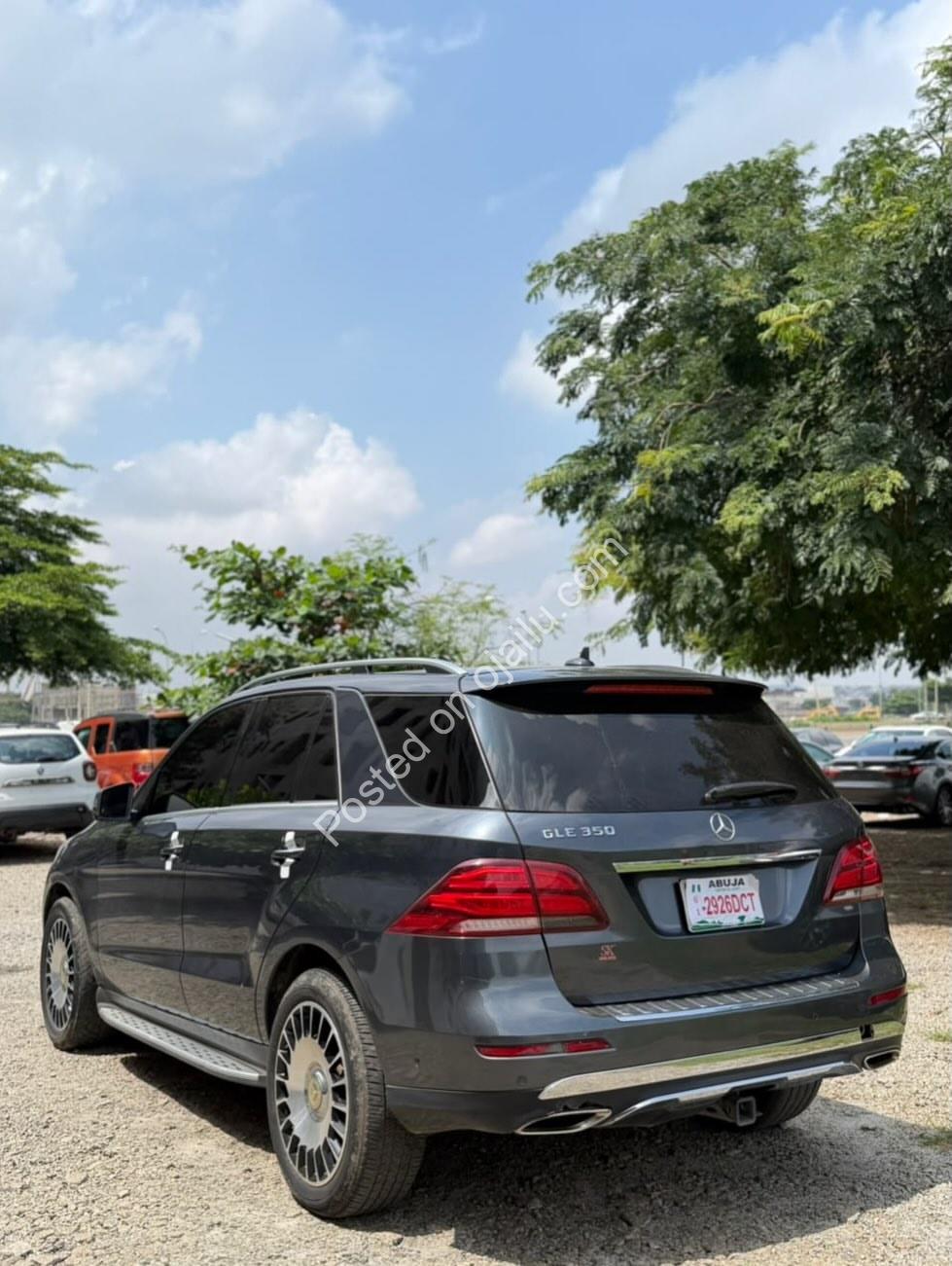 2016 Mercedes GLE350 – Panoramic Roof & 360 Camera, 27M