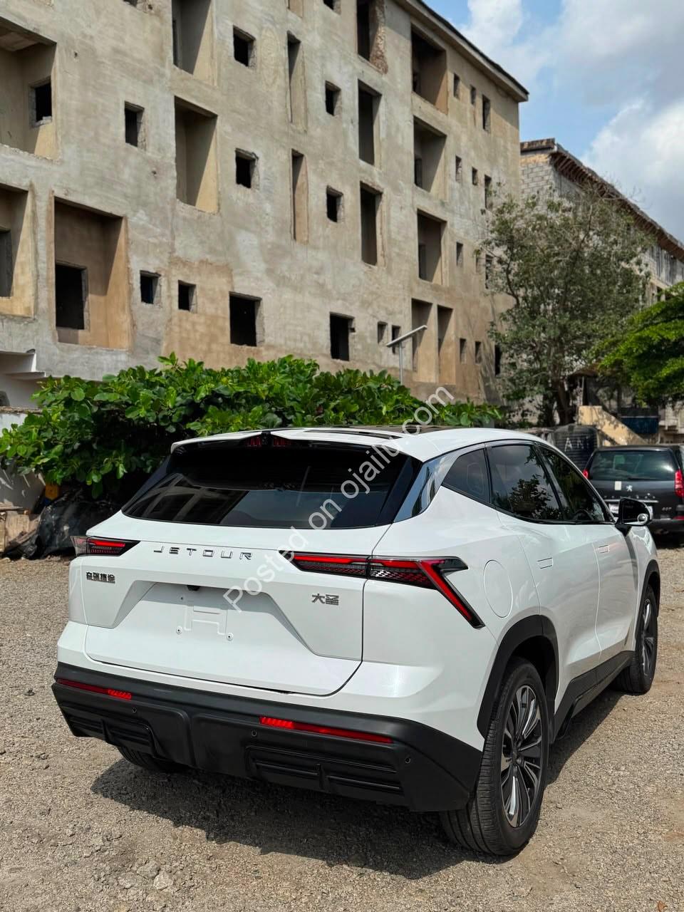 2023 Jetour Dashing: Pristine, Loaded & 360° Camera