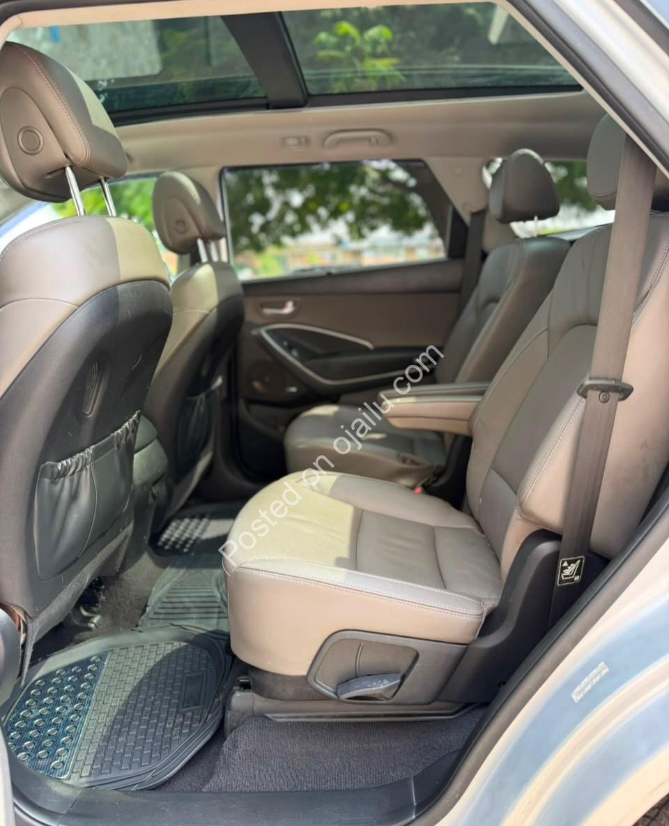 2015 Hyundai Santa Fe: Panoramic Luxury, Genuine Duty – ₦17.5M