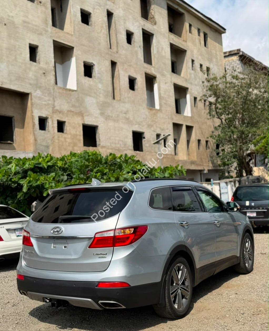 2015 Hyundai Santa Fe: Panoramic Luxury, Genuine Duty – ₦17.5M