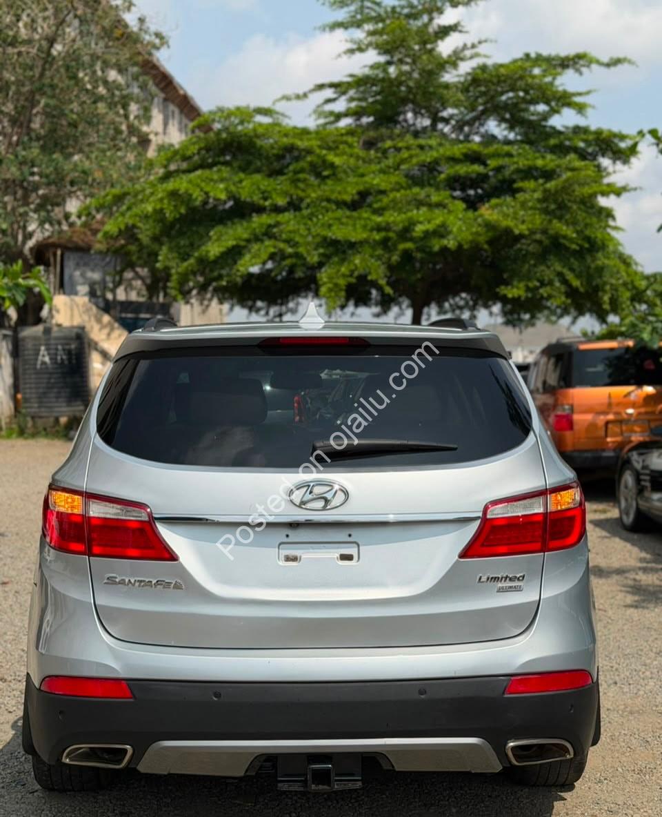 2015 Hyundai Santa Fe: Panoramic Luxury, Genuine Duty – ₦17.5M