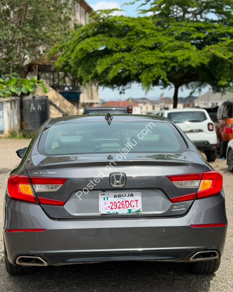 2018 Honda Accord Touring: Luxury, Loaded, Pristine