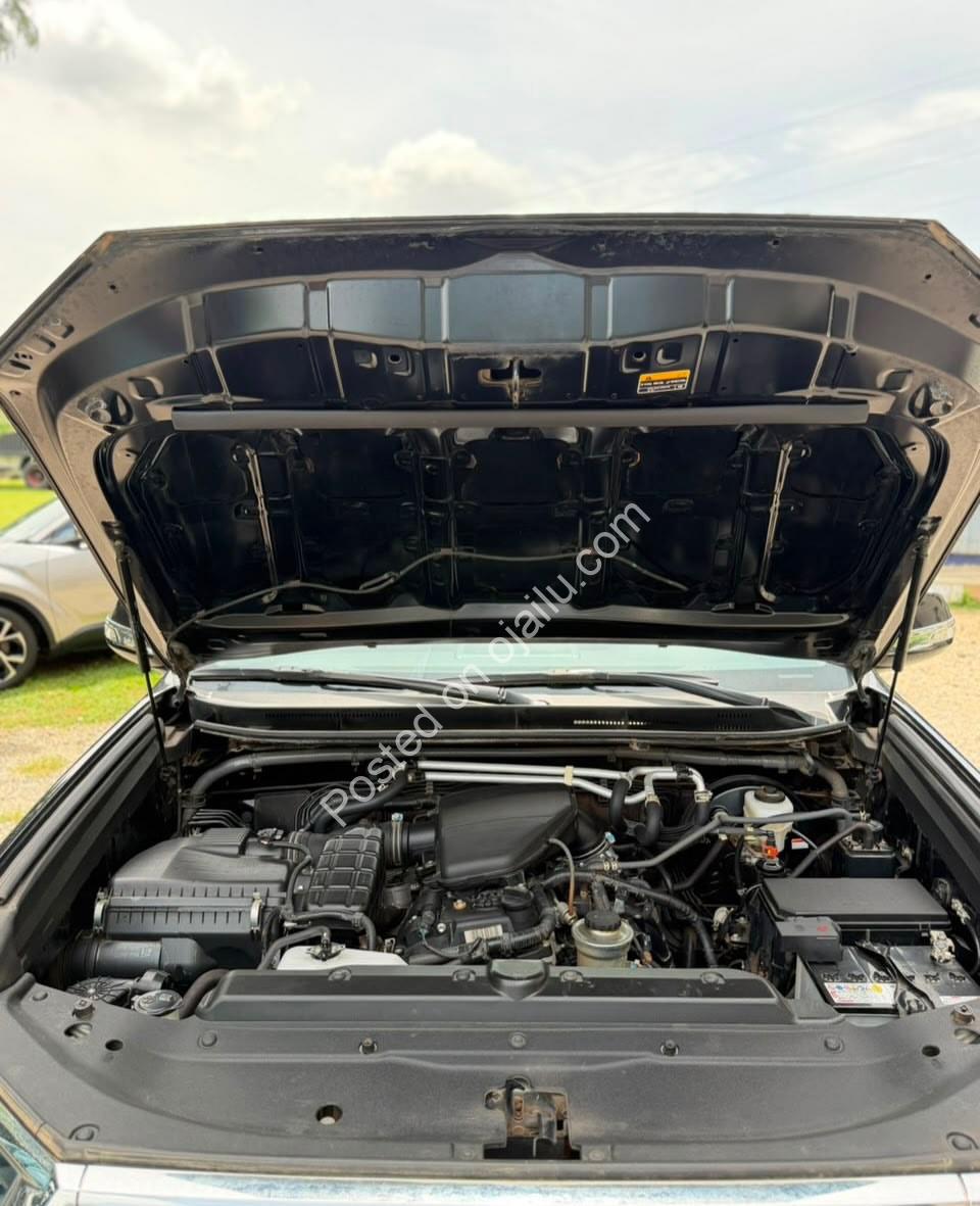 2023 Prado 4Plug: Premium Mint Condition, Loaded & Lawful Duty