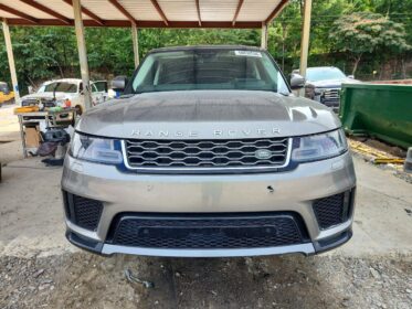 2018 Range Rover Sport HSE – Luxury Power