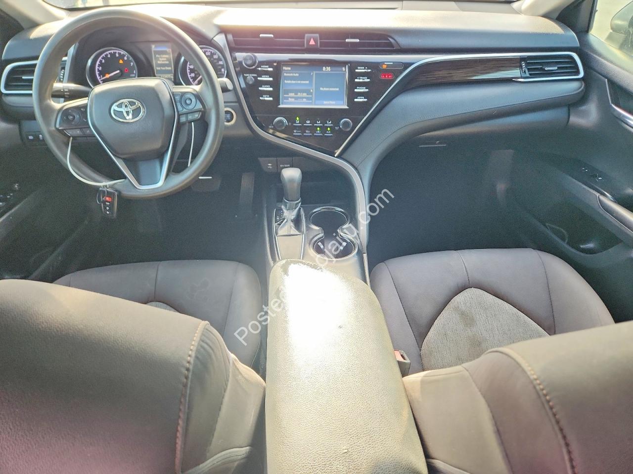 2018 Toyota Camry LE: Imported, Clear, Drives Smoothly