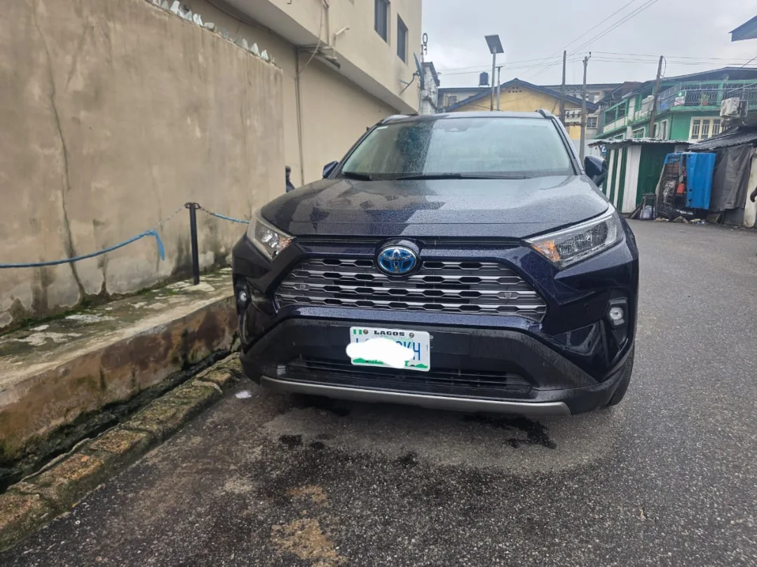 Just Buy & Zoom: 2024 Toyota RAV4 Hybrid