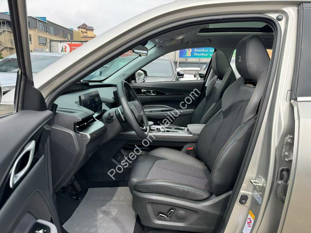 2023 Changan Z6 Premium: 30K Mi, Unbeatable Price!