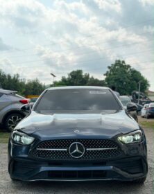 2023 Mercedes C300: Pure Luxury