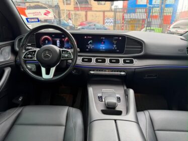 Toyota Highlander 2013: Accident-Free & Priced to Sell!