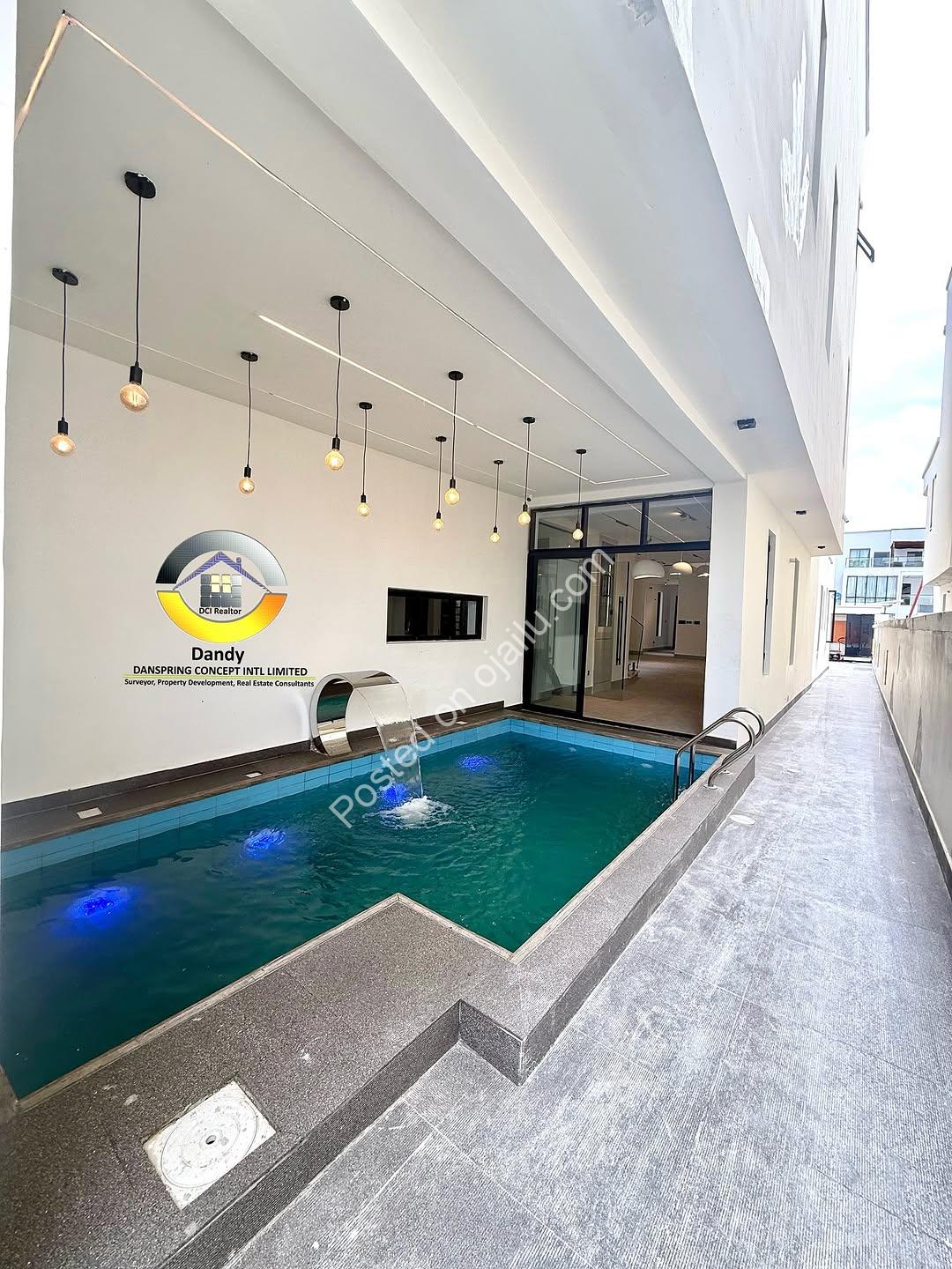 Your Dream Smart Home Awaits: Pool, Cinema & Rooftop Terrace