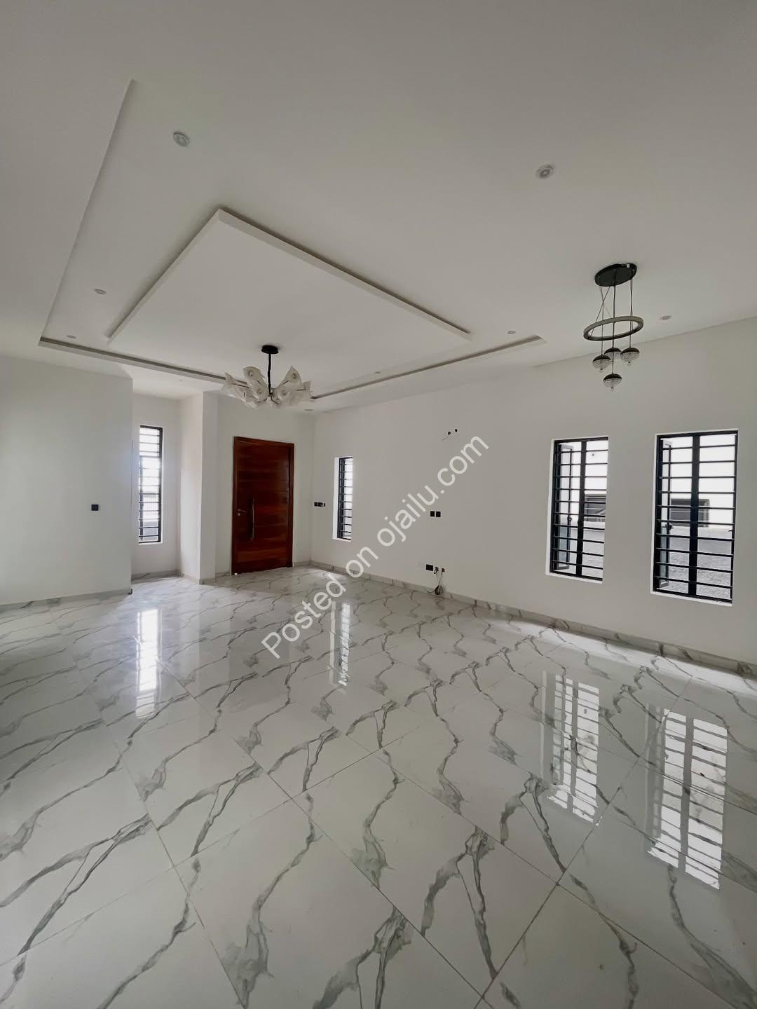 “5-Bed Smart Home with BQ in Sangotedo – N200M”