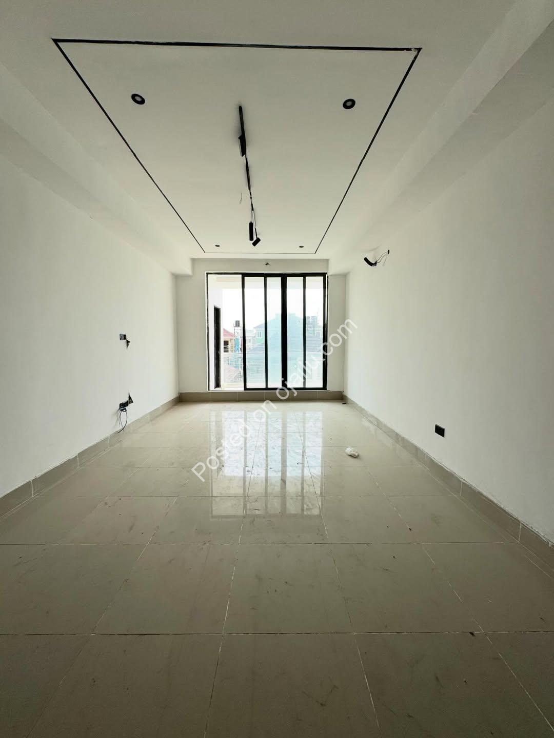 Newly Built Ikate Lekki Gem with Pool & Gym  ‍♂️