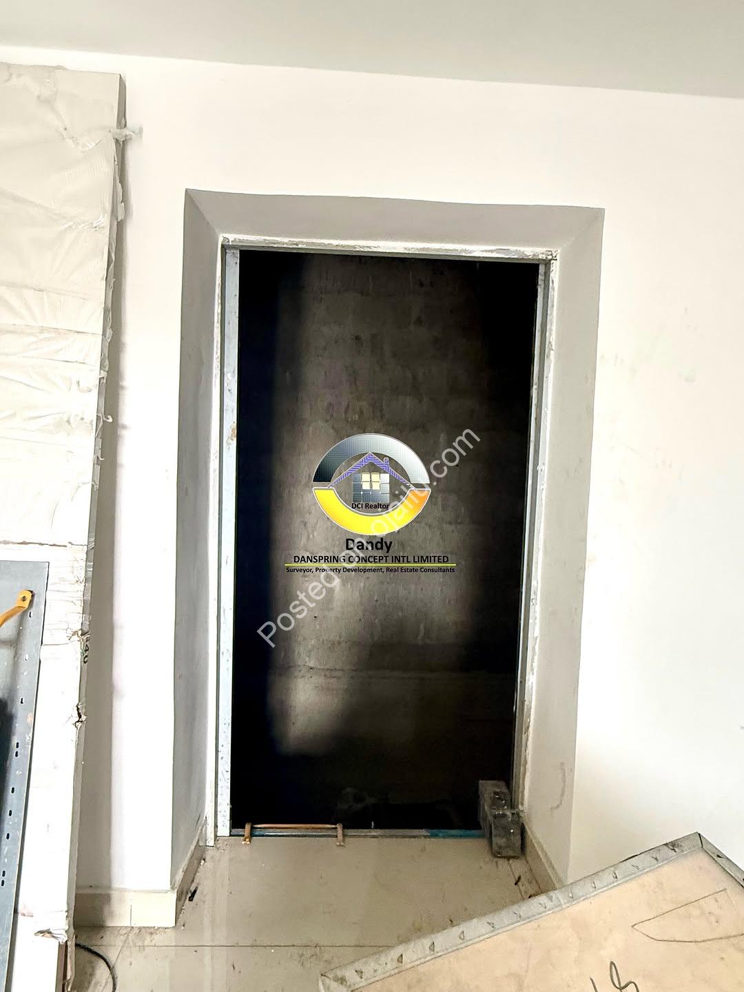 Elevator & Cinema: 5-Bed Lekki Duplex
