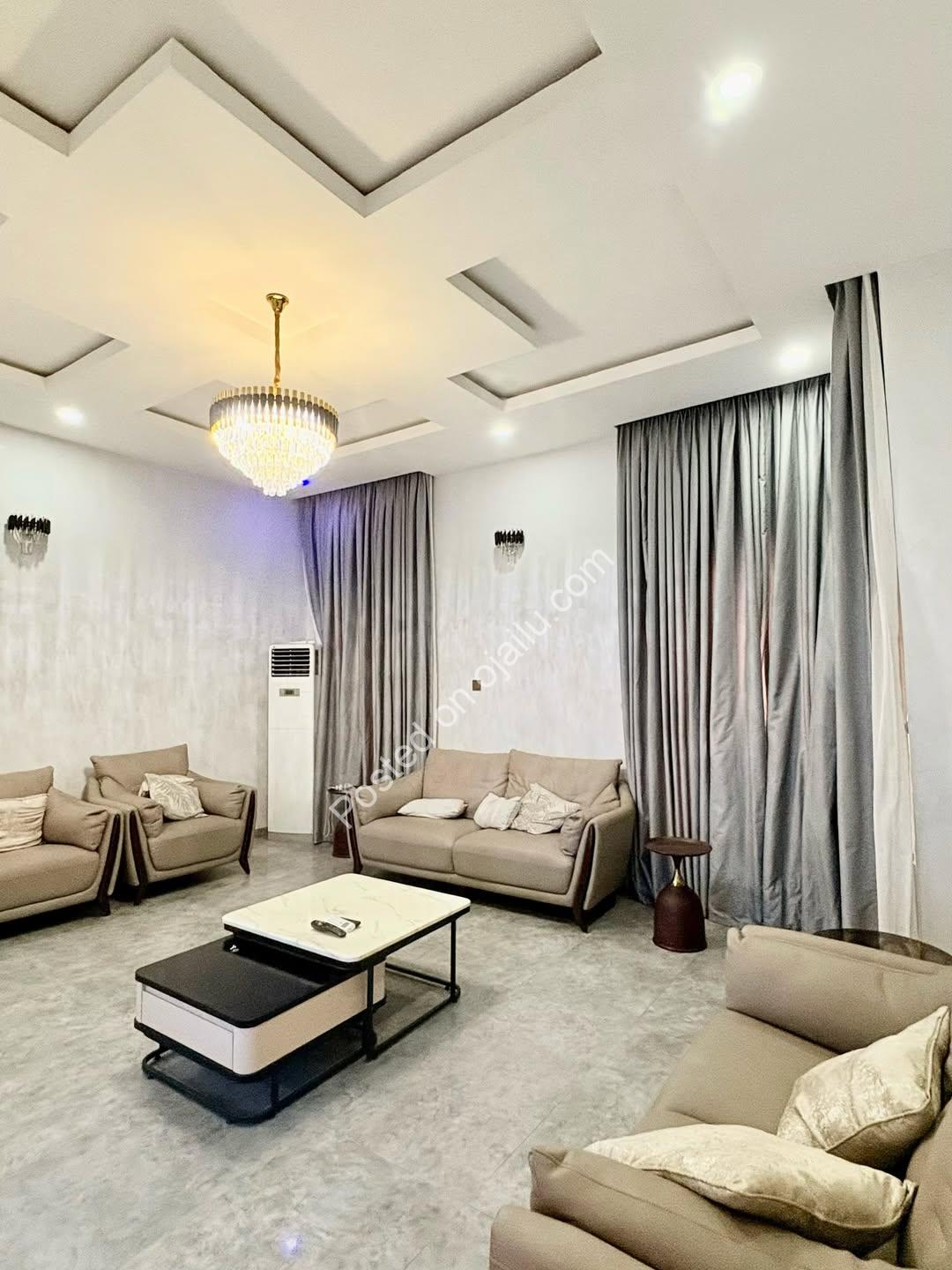 Live the GRA Life: 3BR Duplex with Gym & Solar