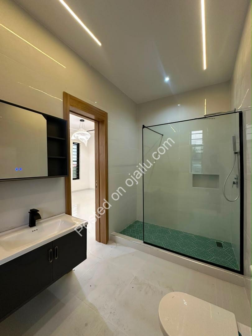 Lekki 4-Bed Terrace: All Ensuite + BQ for ₦280M