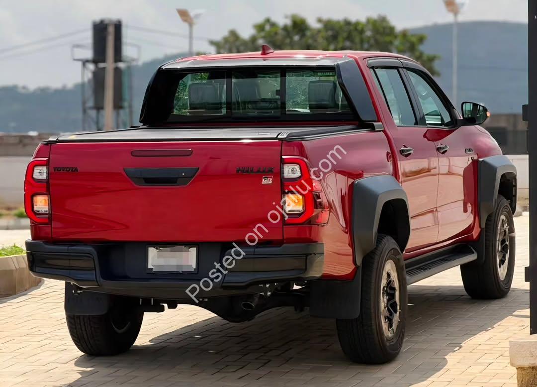 2024 Toyota Hilux GR Sport V6 – Keyless & Fully Loaded