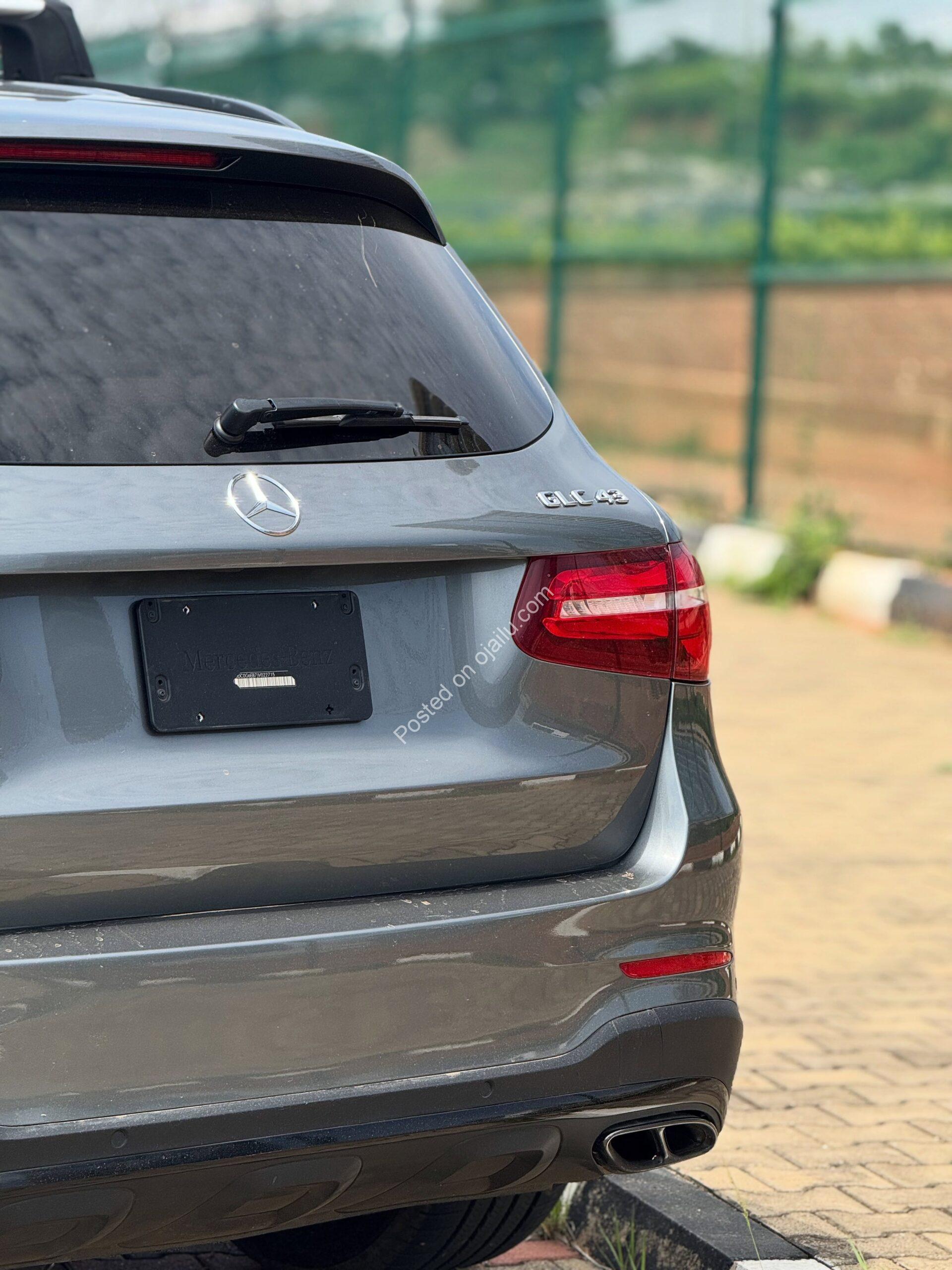 2018 AMG GLC43: Twin-Turbo V6 Power
