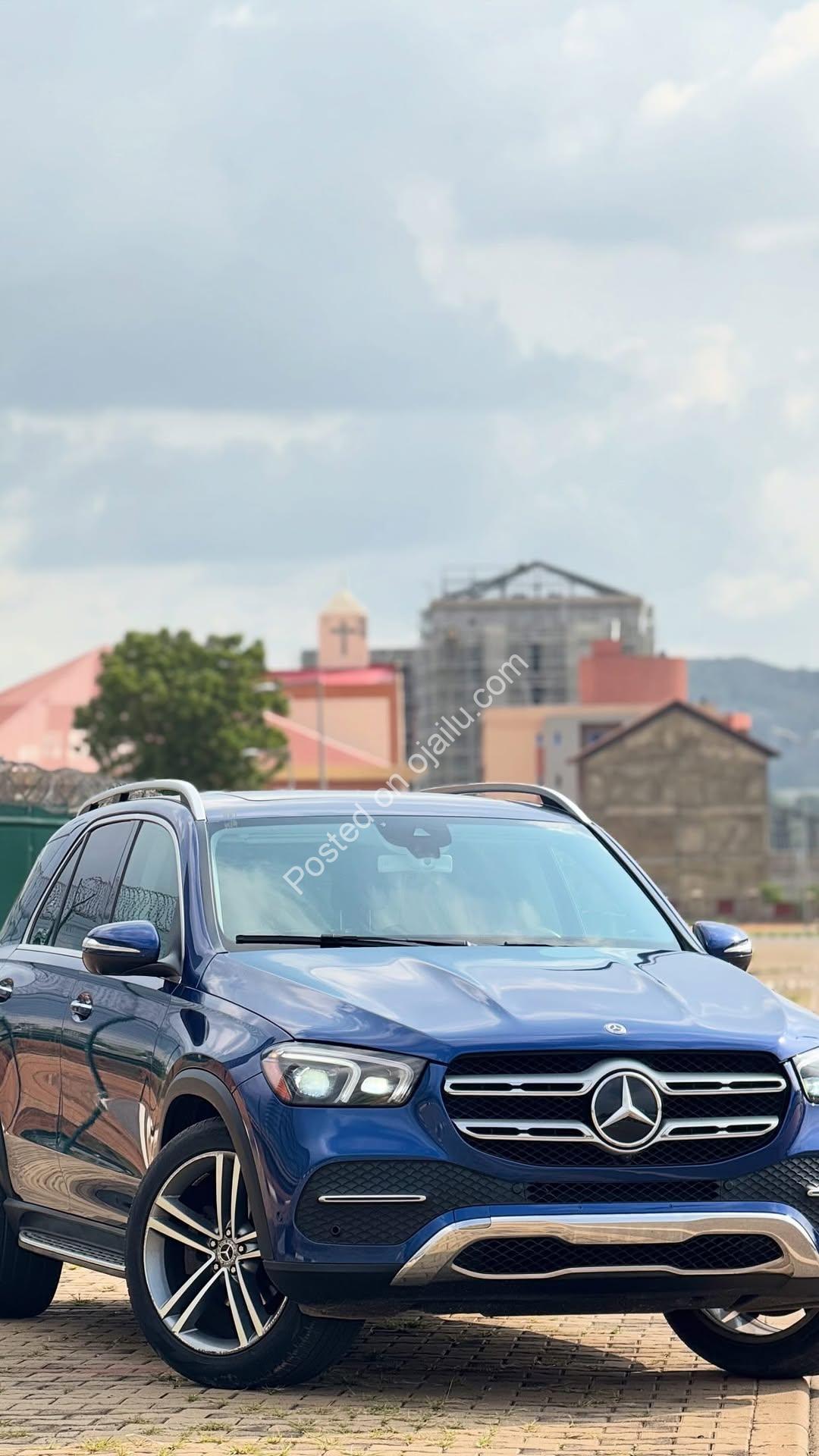 Own the Ultimate SUV Status Symbol – 2020 GLE350 4matic