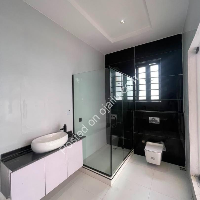 4-Bed Detached Duplex: CofO + Gov Consent Ready