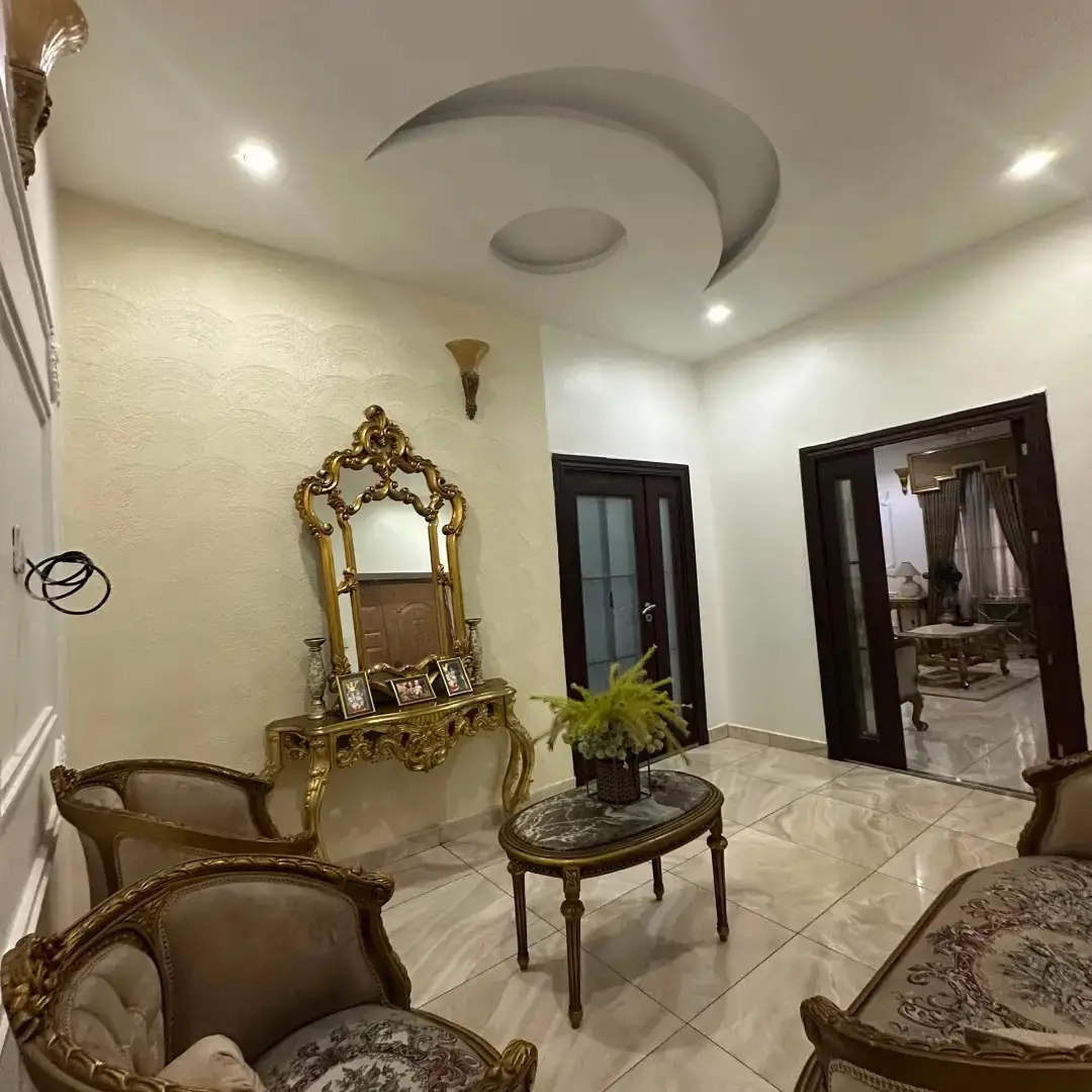 Mandela Estate Duplex: Move-In Ready!