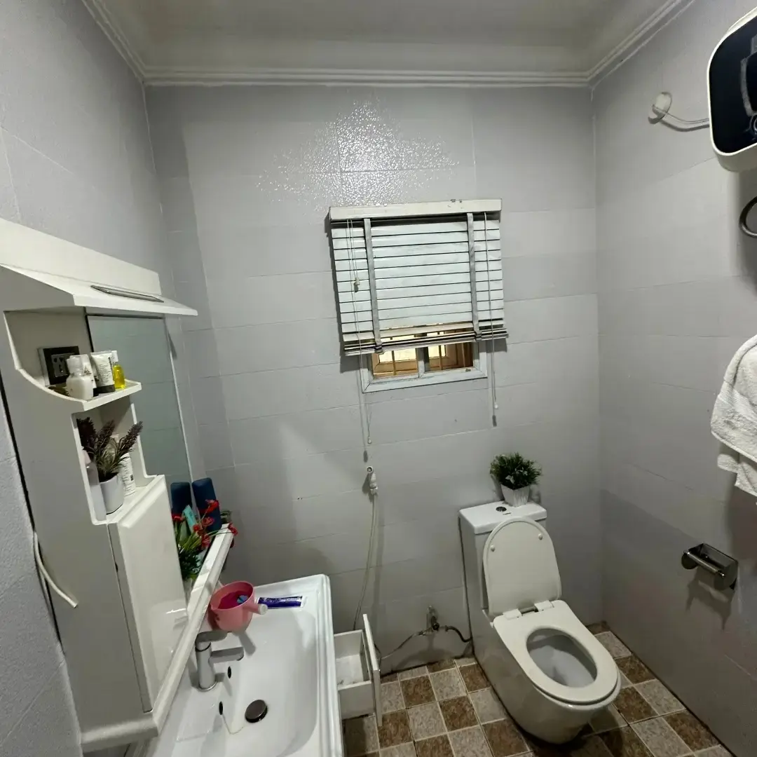 Mandela Estate Duplex: Move-In Ready!