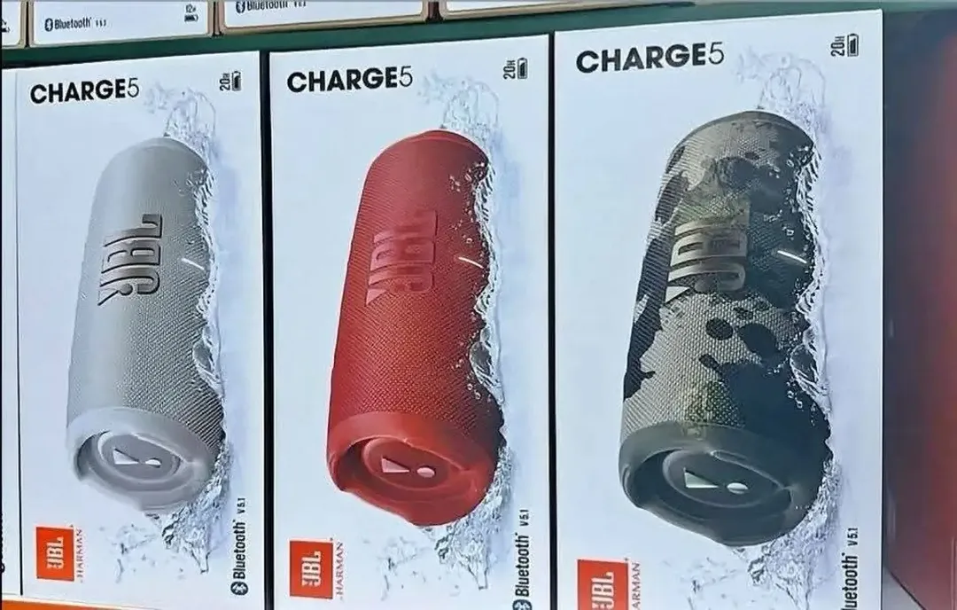 20Hrs Bass, IP67 Tough: JBL Charge 5 Awaits!