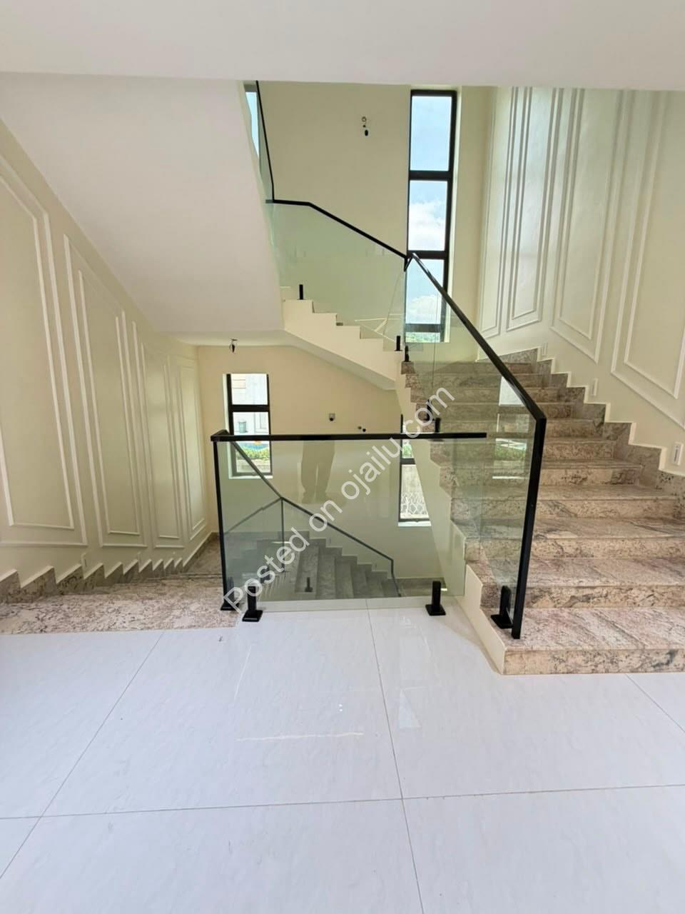 **Katampe Magnificence: Furnished 6-Ensuite Duplex**