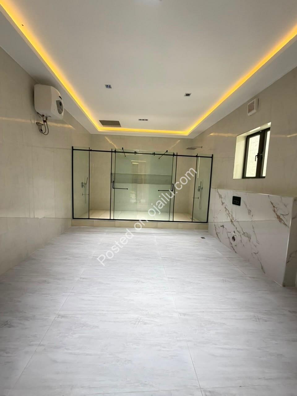 **Katampe Magnificence: Furnished 6-Ensuite Duplex**
