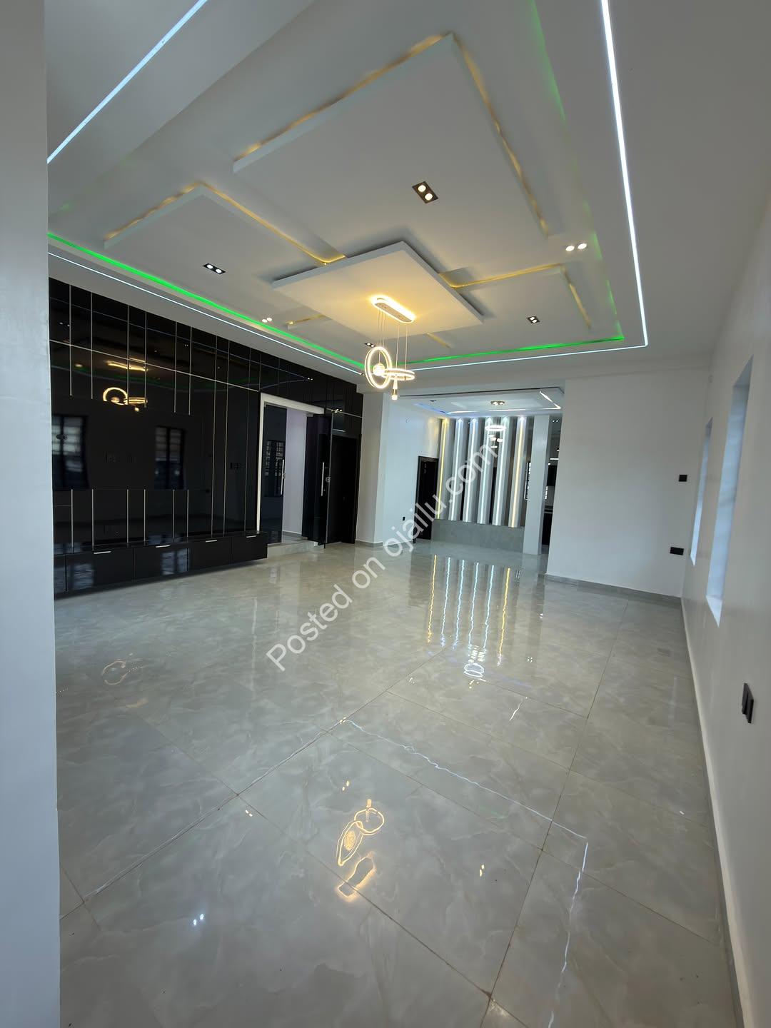 Newly Built 6 En-Suite Bedrooms in Secured GRA Estate
