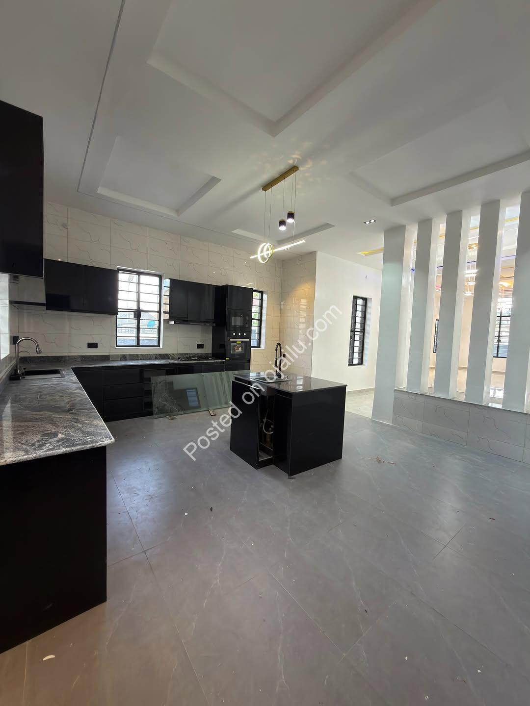 Newly Built 6 En-Suite Bedrooms in Secured GRA Estate
