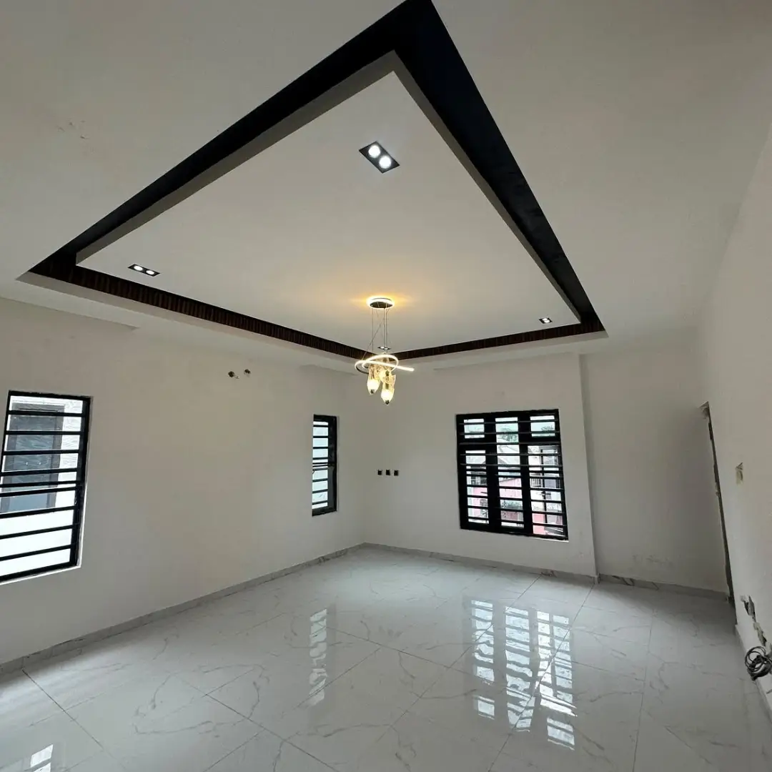 Own Port Harcourt’s Finest: 4 Ensuite Bedrooms in Secure Akwaka!