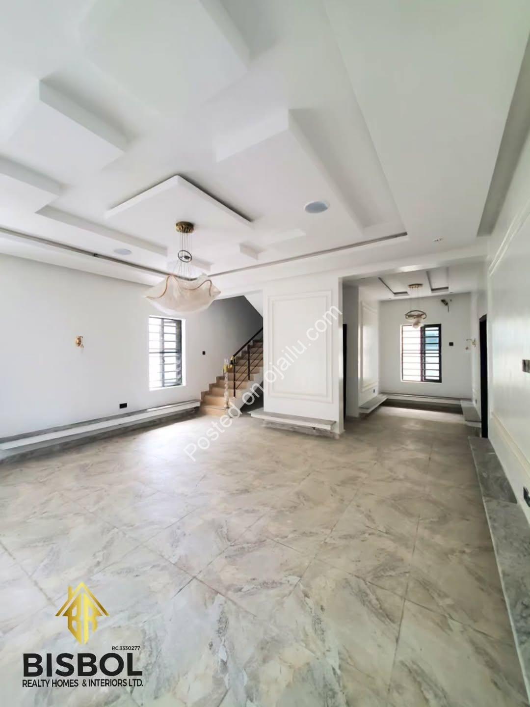 Move-In Ready 4BR Duplex with Pool in Lekki