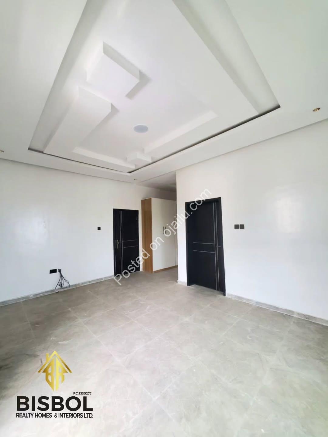 Move-In Ready 4BR Duplex with Pool in Lekki