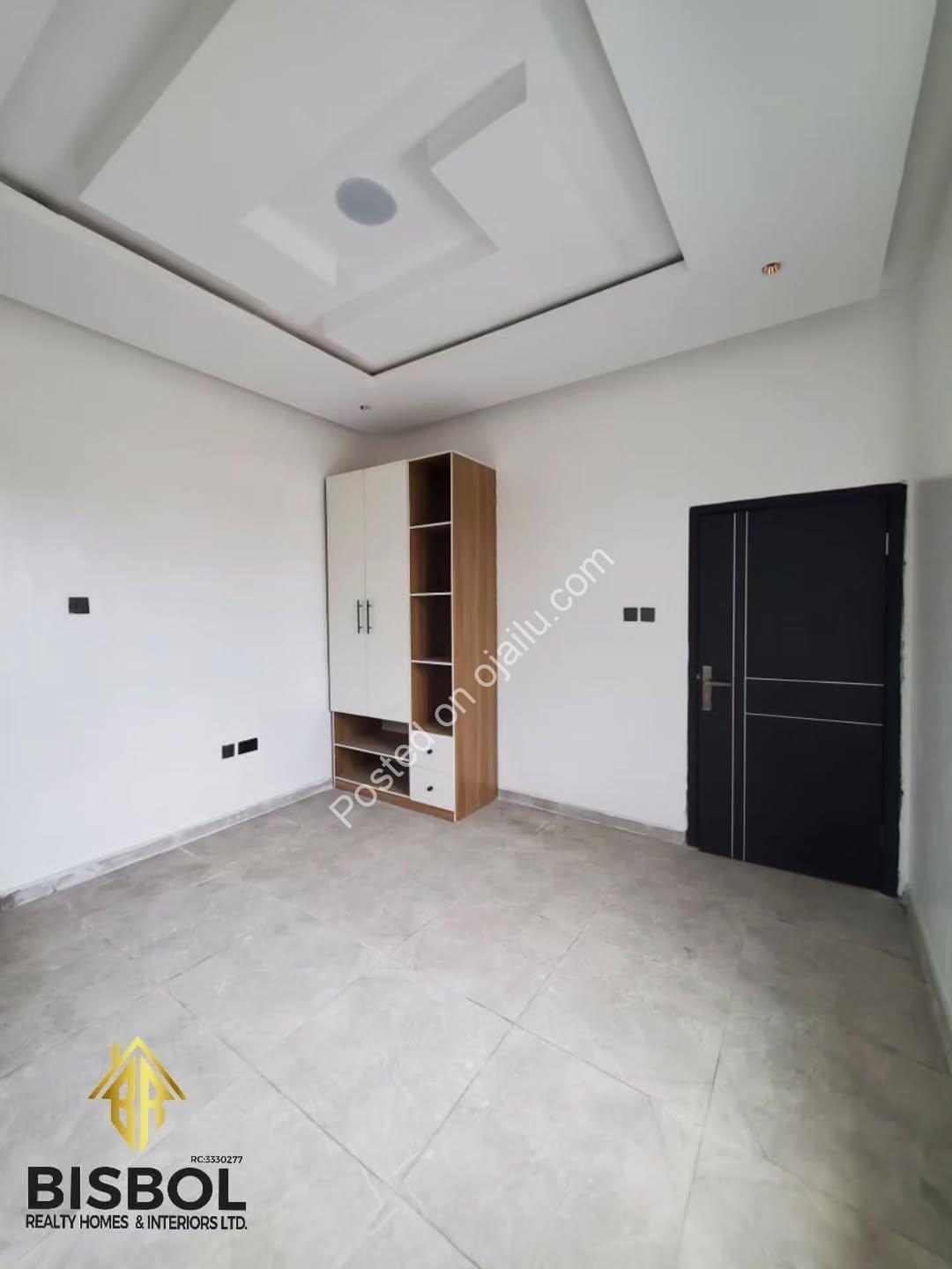 Move-In Ready 4BR Duplex with Pool in Lekki