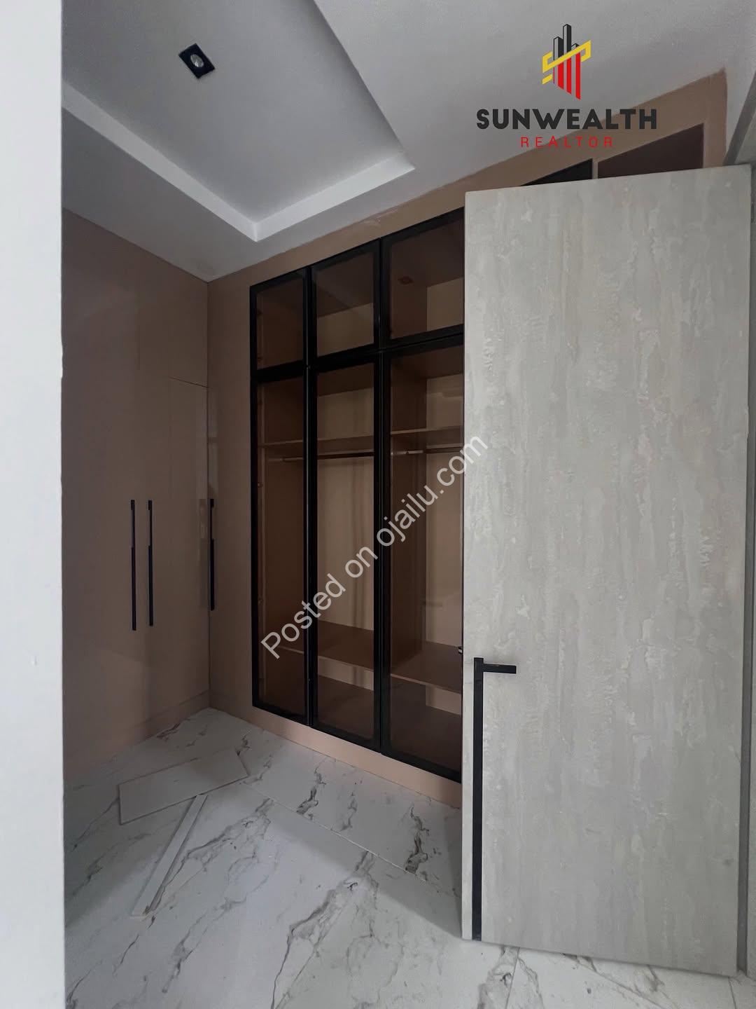 Ikoyi’s Finest: Detached Duplexes with Pool
