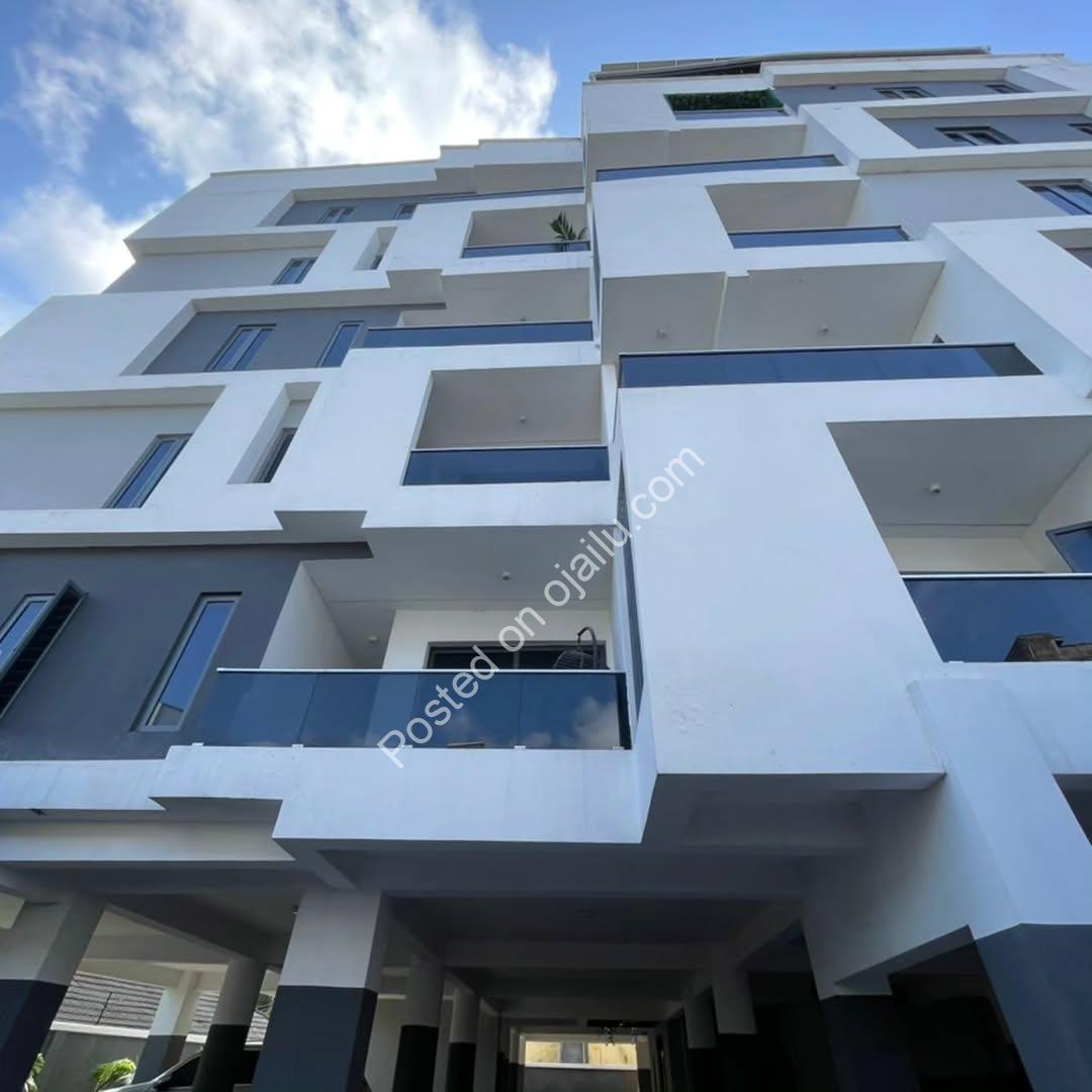 Brand New 3-Bed + BQ, Prime Lekki Phase 1