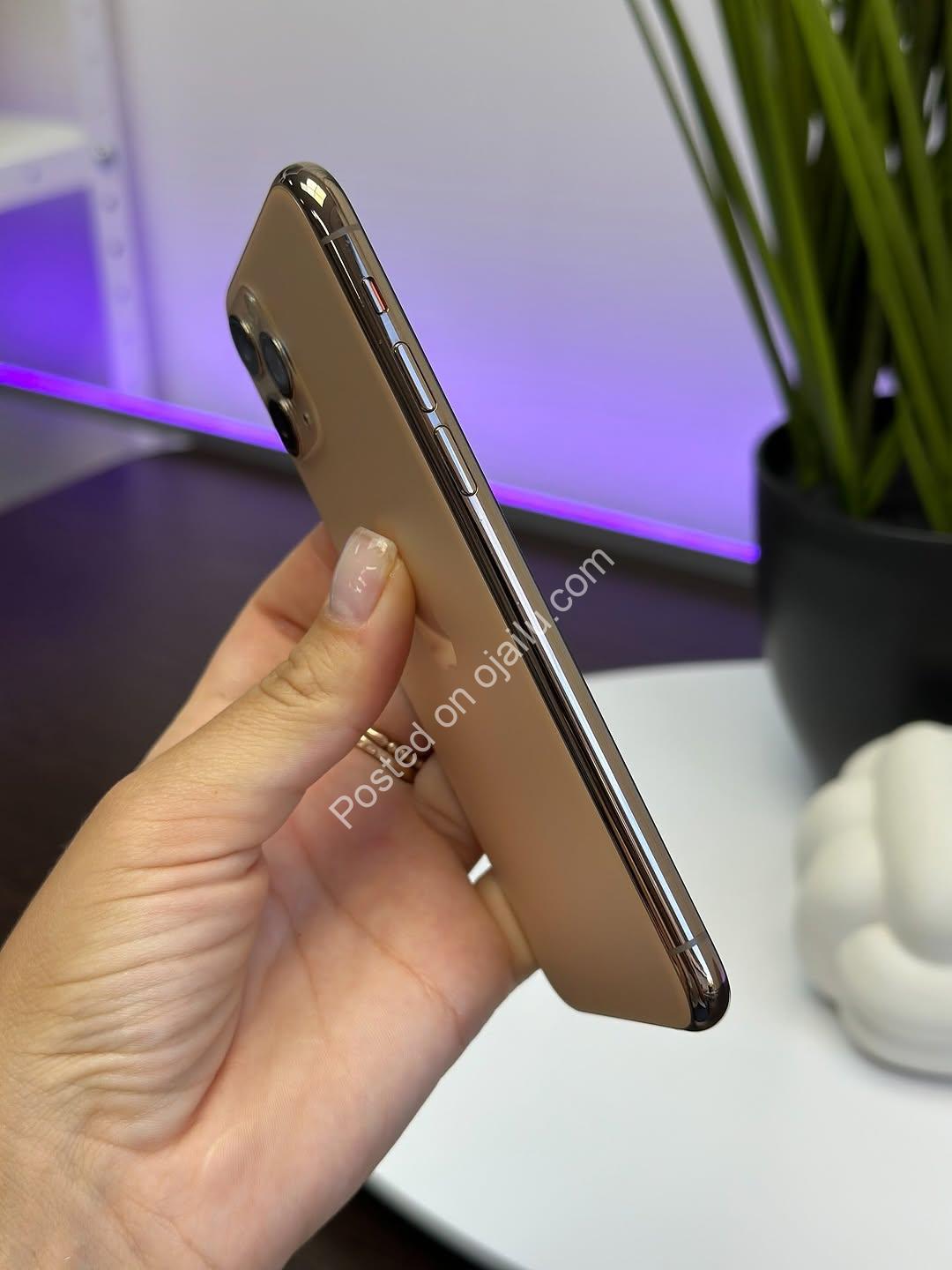 Premium iPhone 11 Pro 256GB, 67% Battery, Pristine!