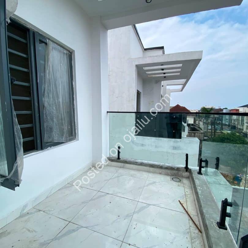 5-Bed Detached Duplex + BQ in Idado Lekki
