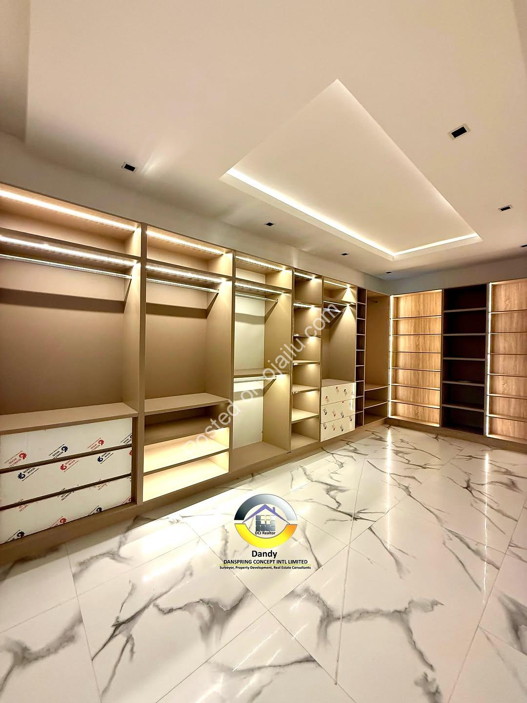 Indoor Pool Paradise in Ikate Lekki!