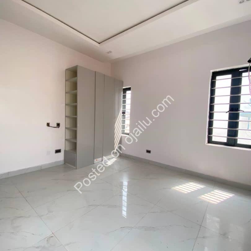 Your Oasis Awaits in Lekki: 5-Bed Duplex + Pool