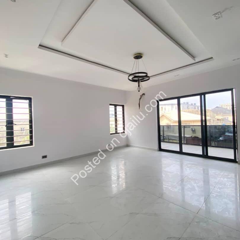Your Oasis Awaits in Lekki: 5-Bed Duplex + Pool