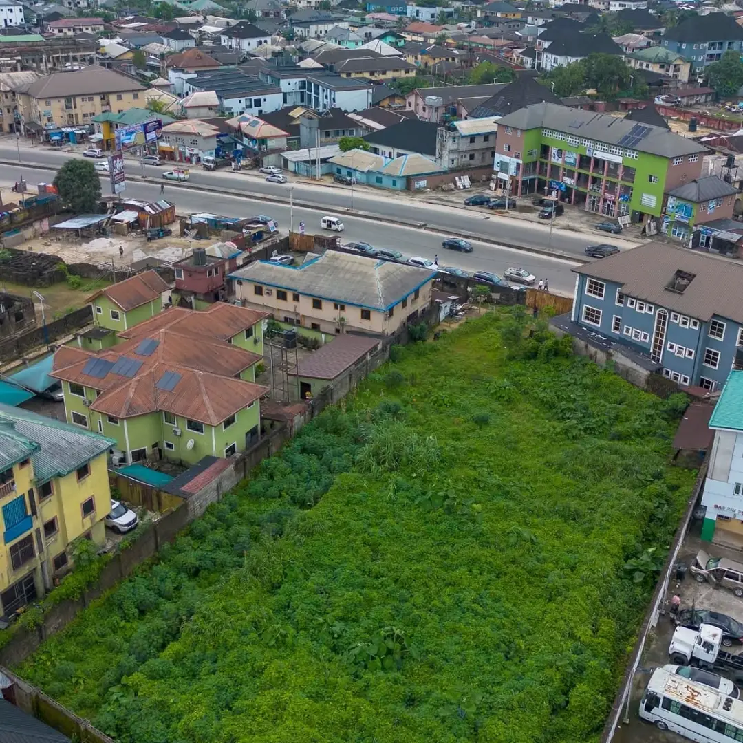 Own Prime PH Location: 5½ Plots for Sale
