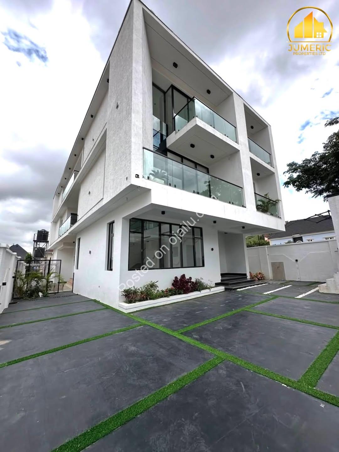 Own a Stunning Smart Duplex with Pool & BQ