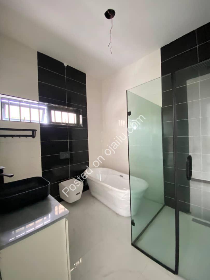 Move Into Perfection: 4BR Detached Duplex + BQ in Idado