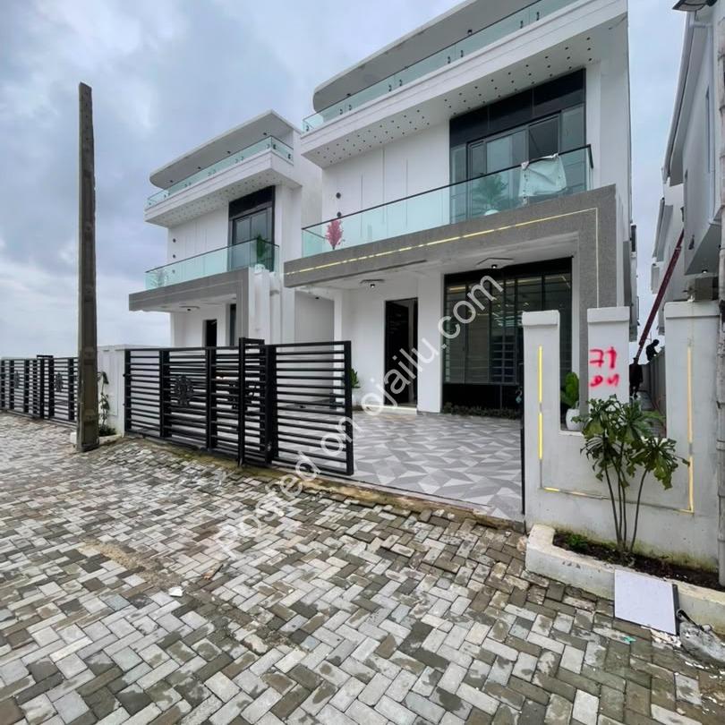 4-Bed Detached Duplex: CofO + Gov Consent Ready