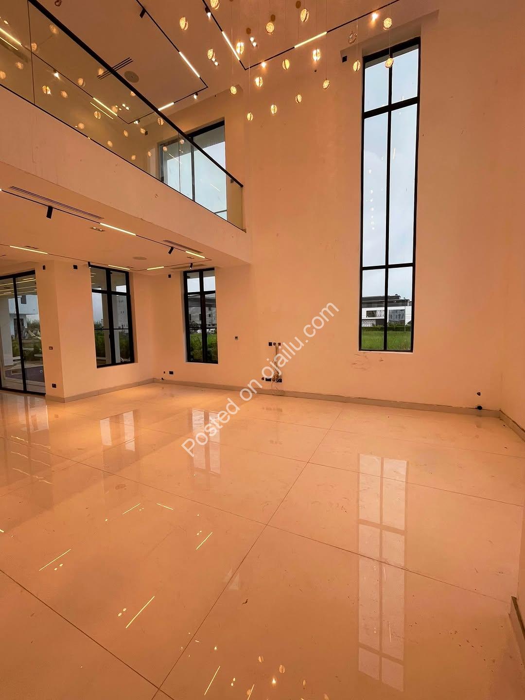 Ikate Duplex: Cinema, Pool & Gym for ₦1.3B